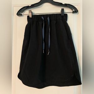 LULULEMON Athletica Long Tennis Skirt // size: 2